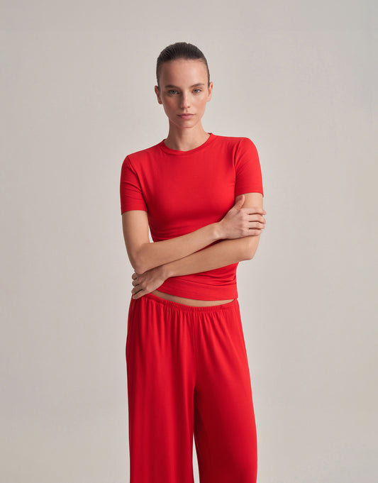 FIT KESIM KISA KOLLU T-SHIRT KIRMIZI