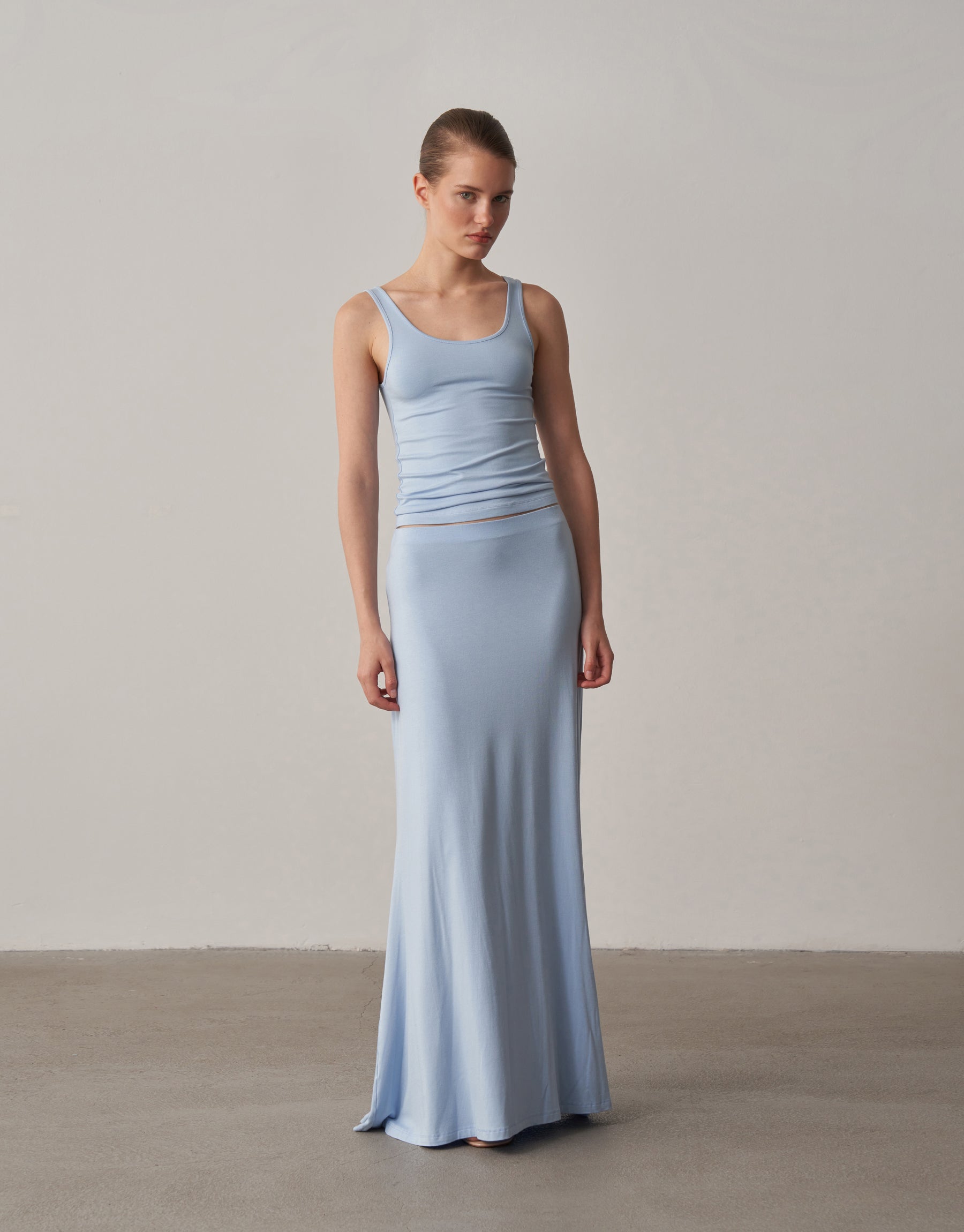 Long Skirt with Shape Area