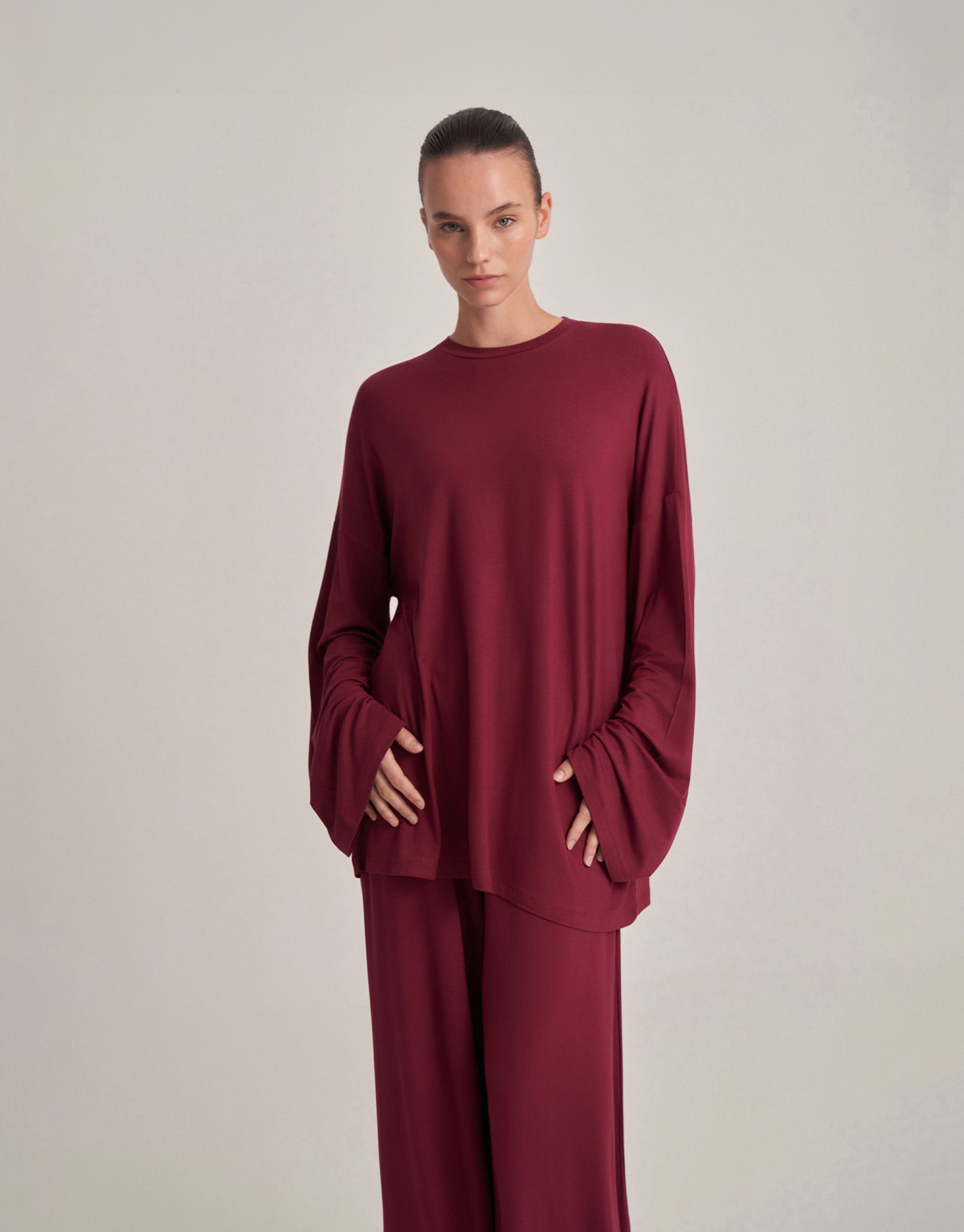 Relaxed fit blouse, burgundy.