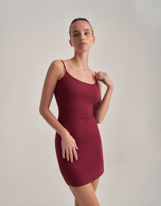 SIRT DEKOLTELI ASKILI KISA ELBİSE MÜRDÜM