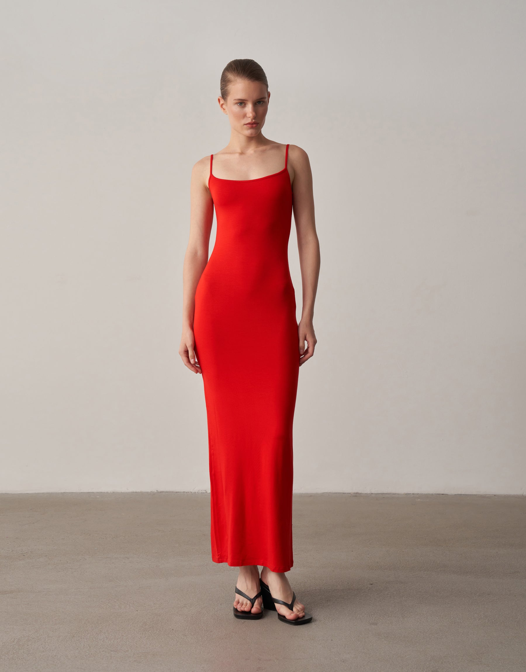 Gündüzden Geceye Askılı Midi Elbise