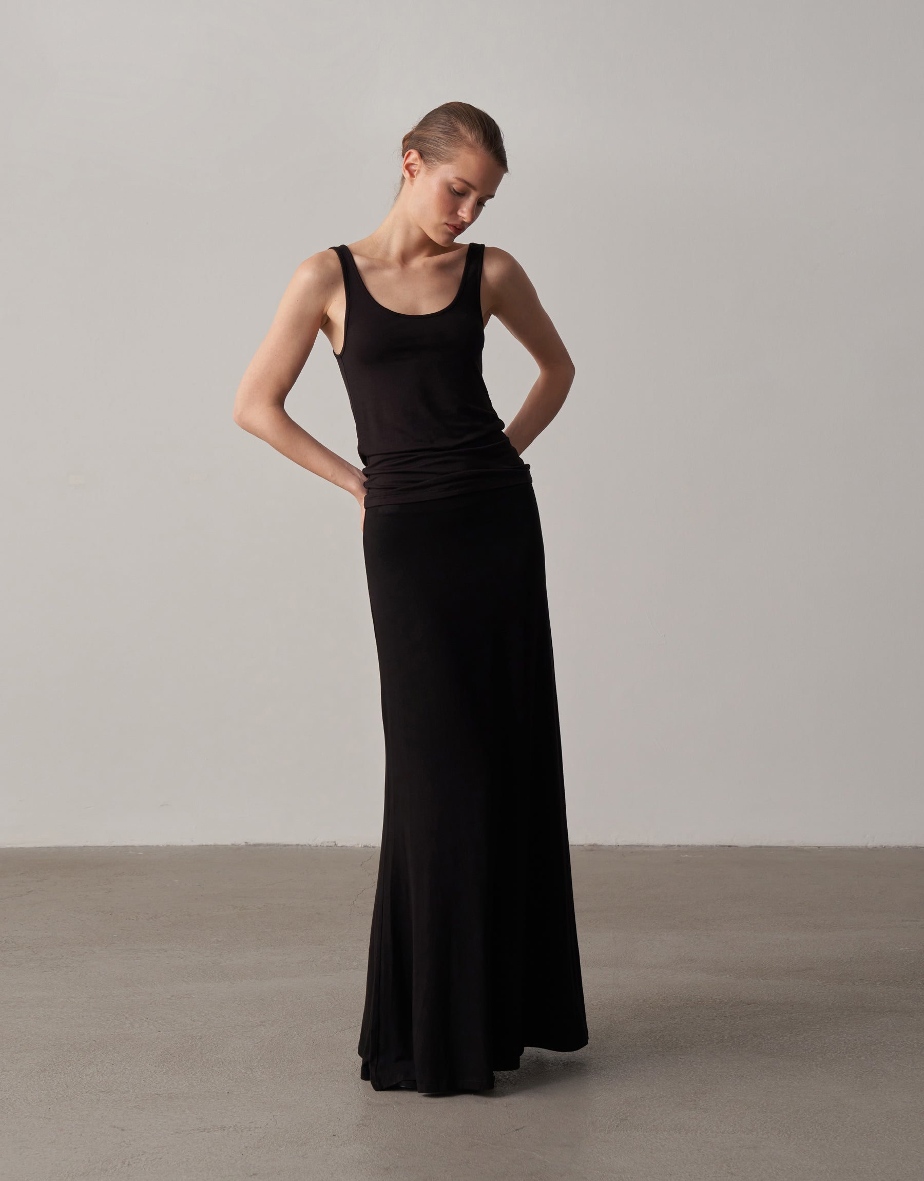 Long Skirt with Shape Area