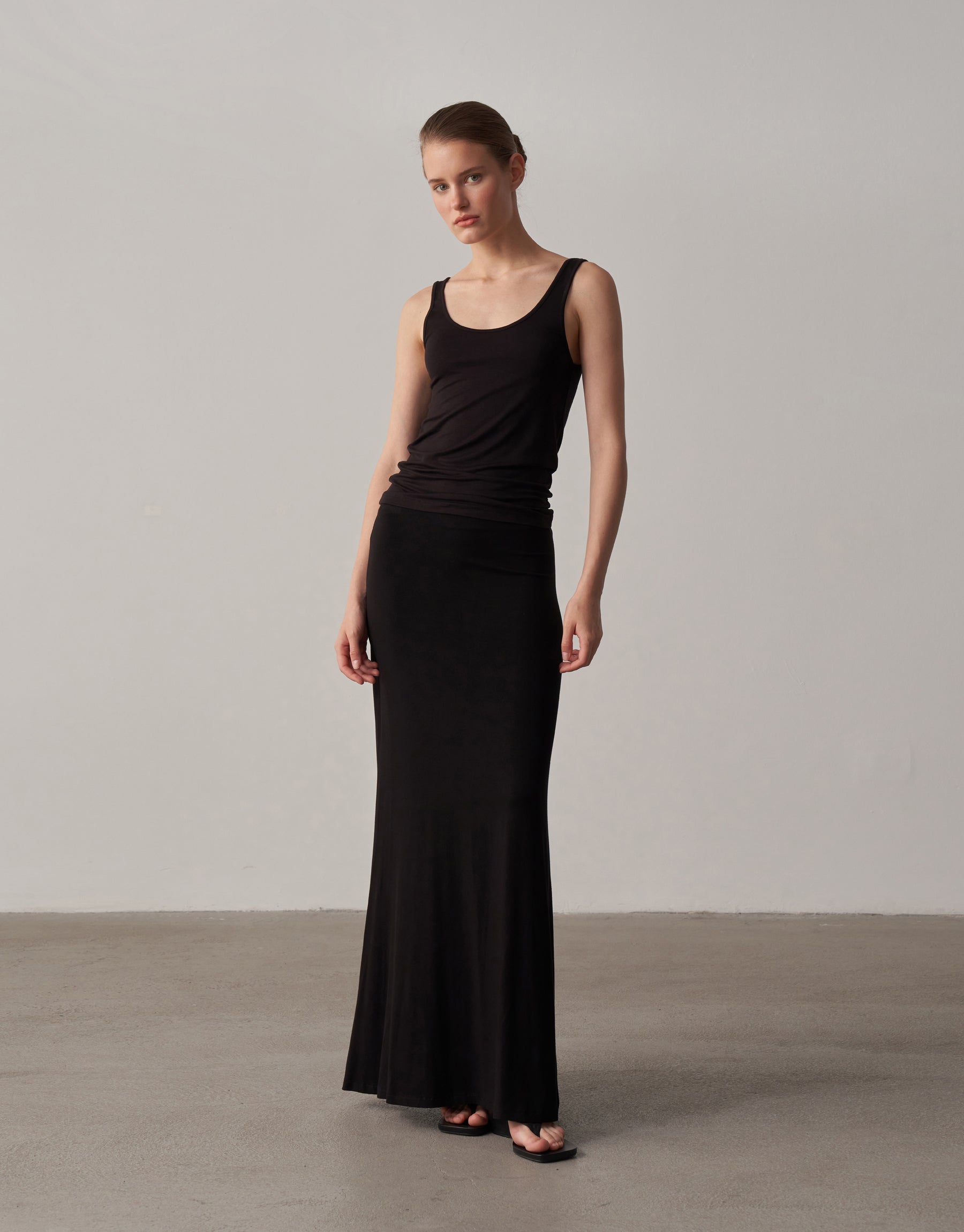Long Skirt with Shape Area