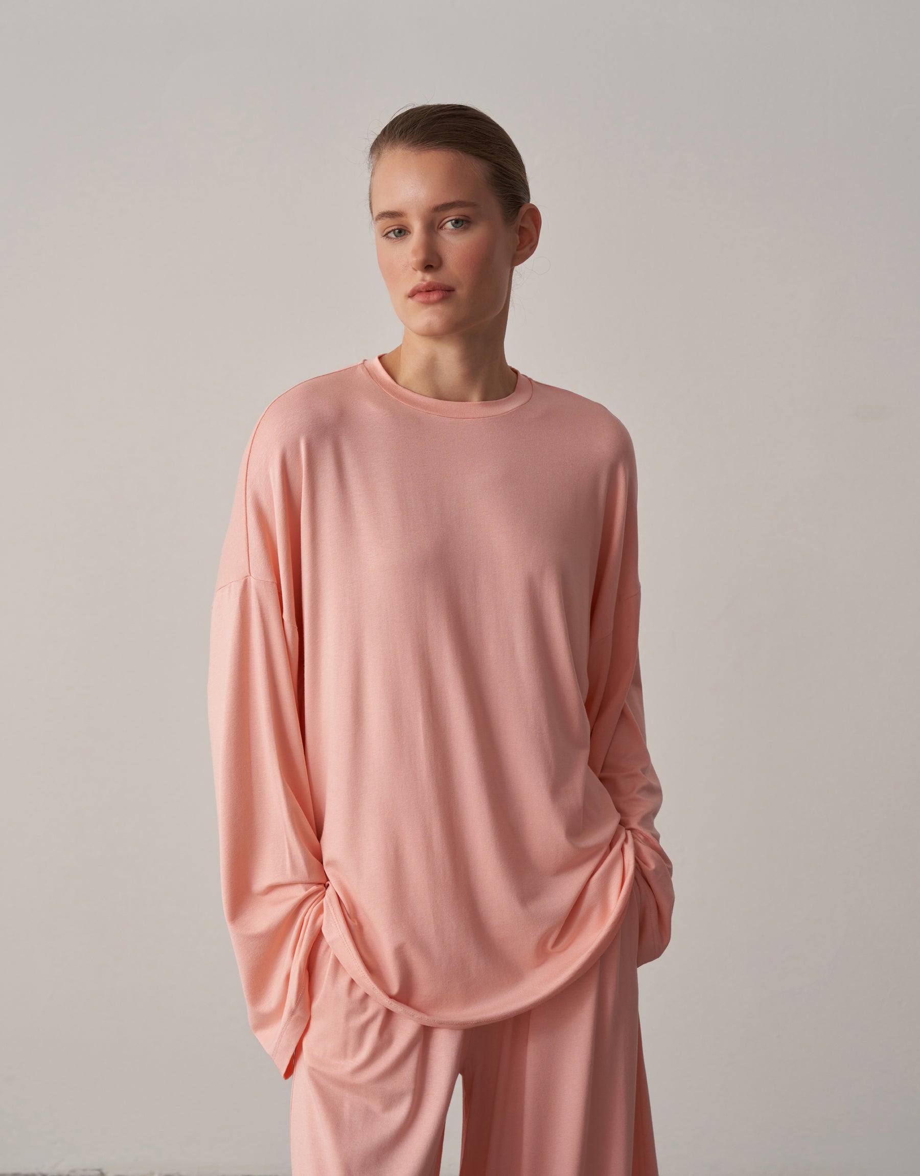 Relaxed Form Lie Blouse