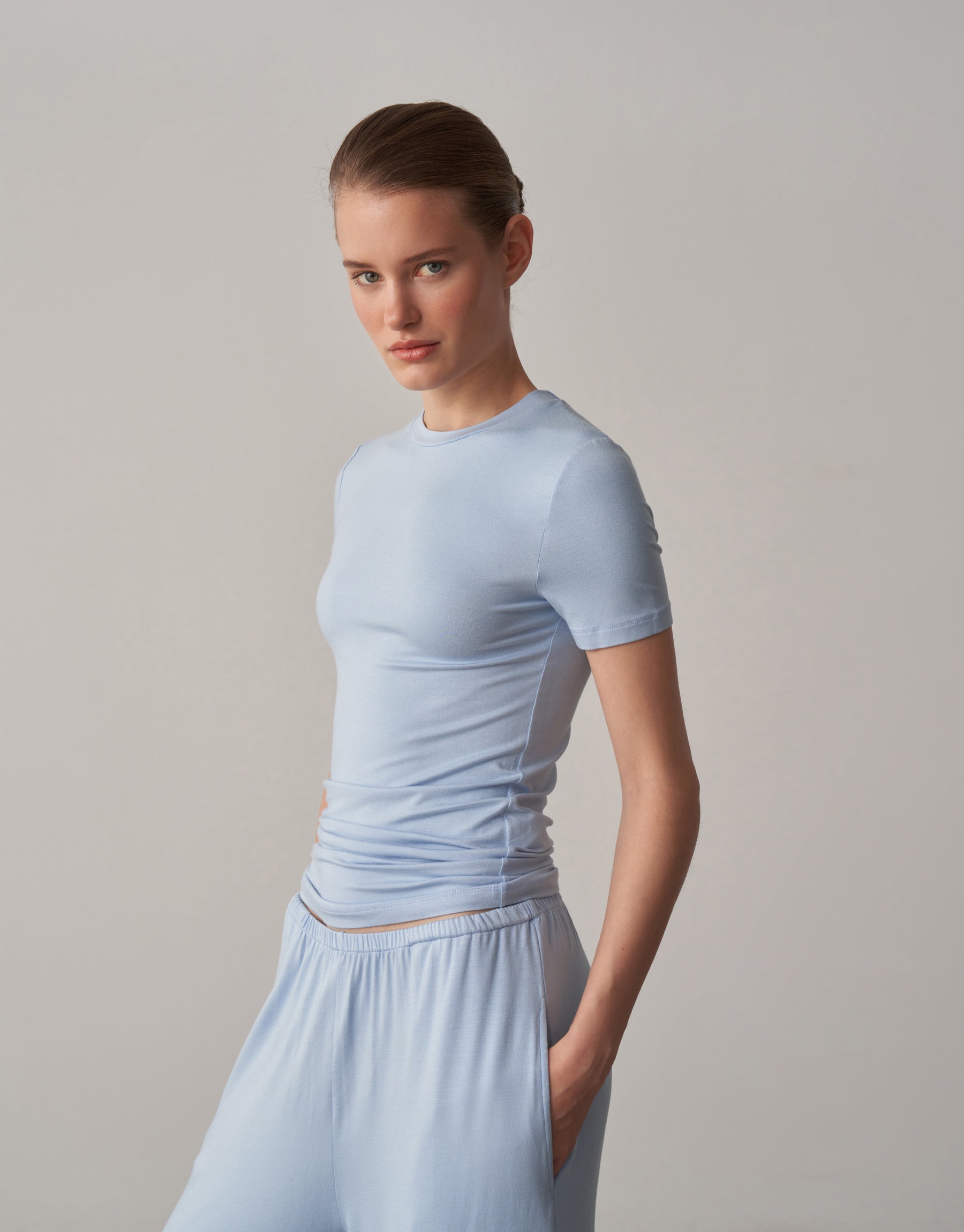 Fit Kesim Kısa Kollu Tişört