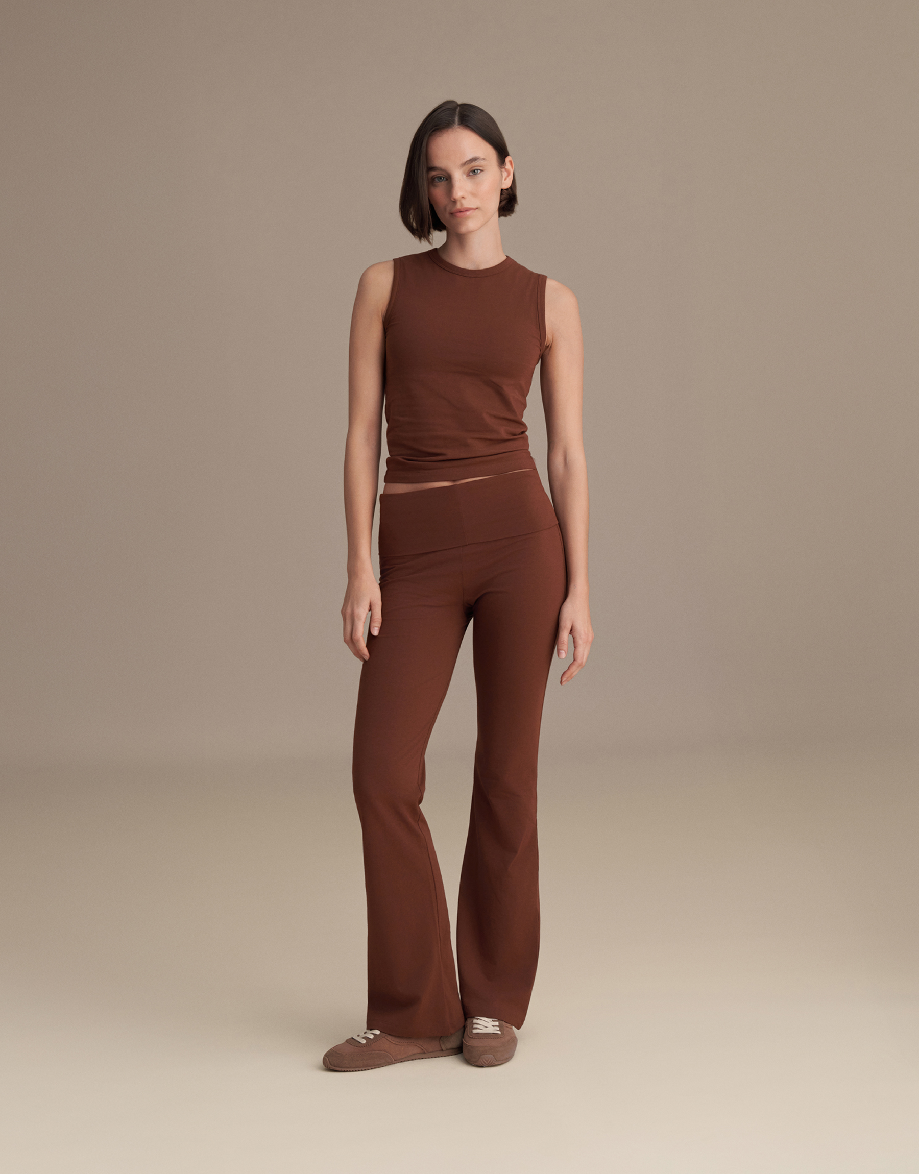 BELİ KATLAMALI İSPANYOL PANTOLON ÇİKOLATA KAHVE