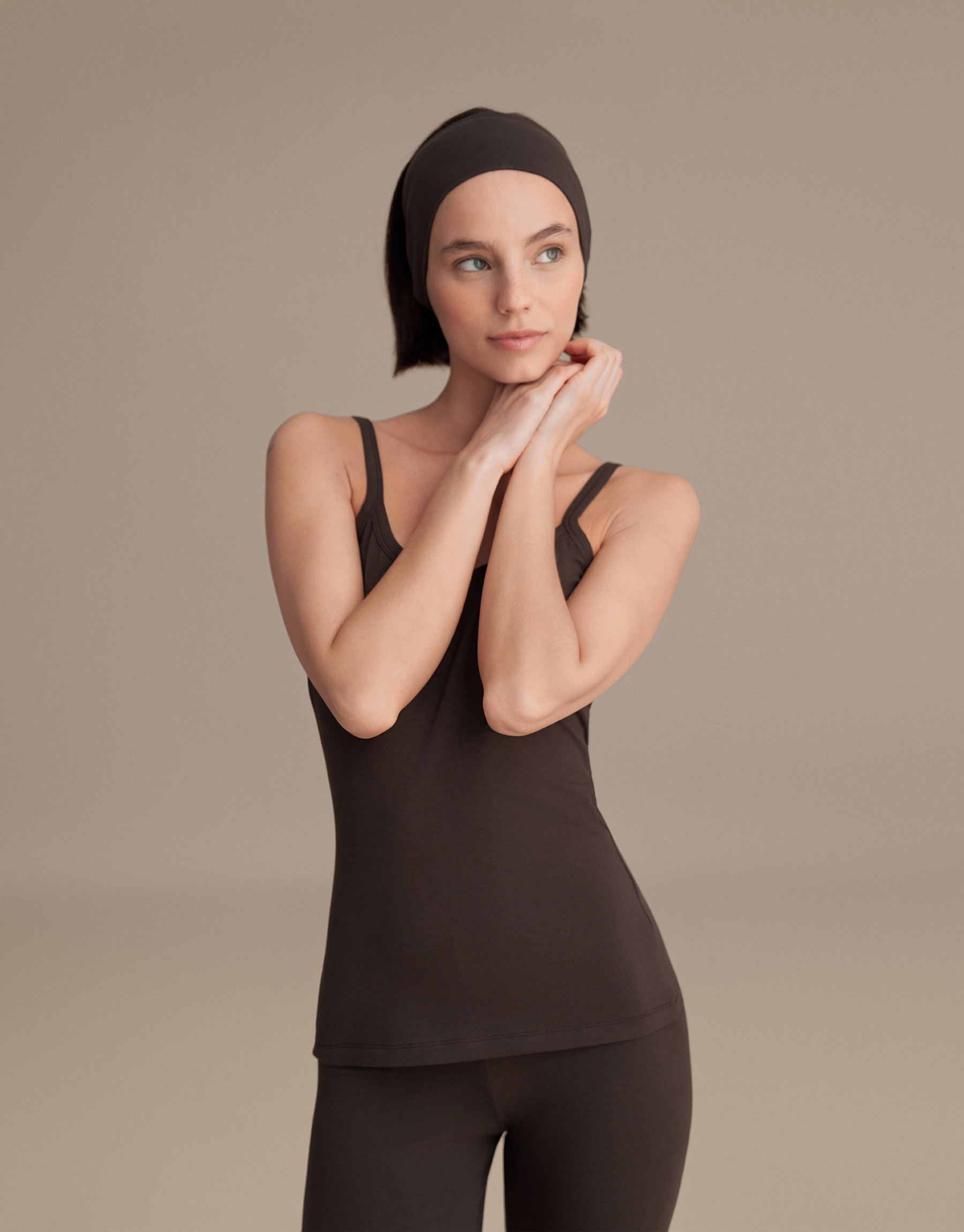 FIT, STRAPLESS TANK TOP, DARK BROWN