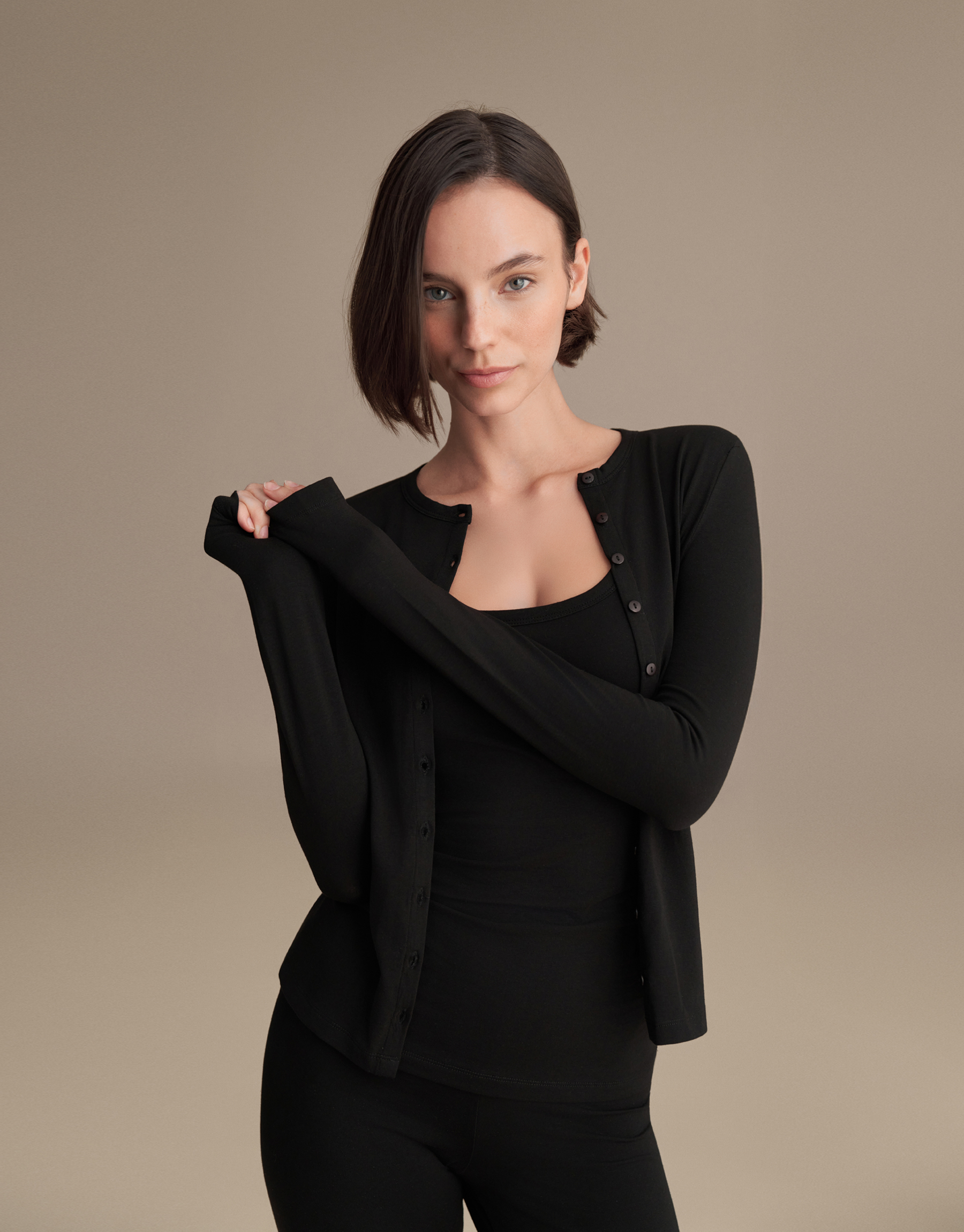 MİNİ DÜĞMELİ BLUZ SİYAH