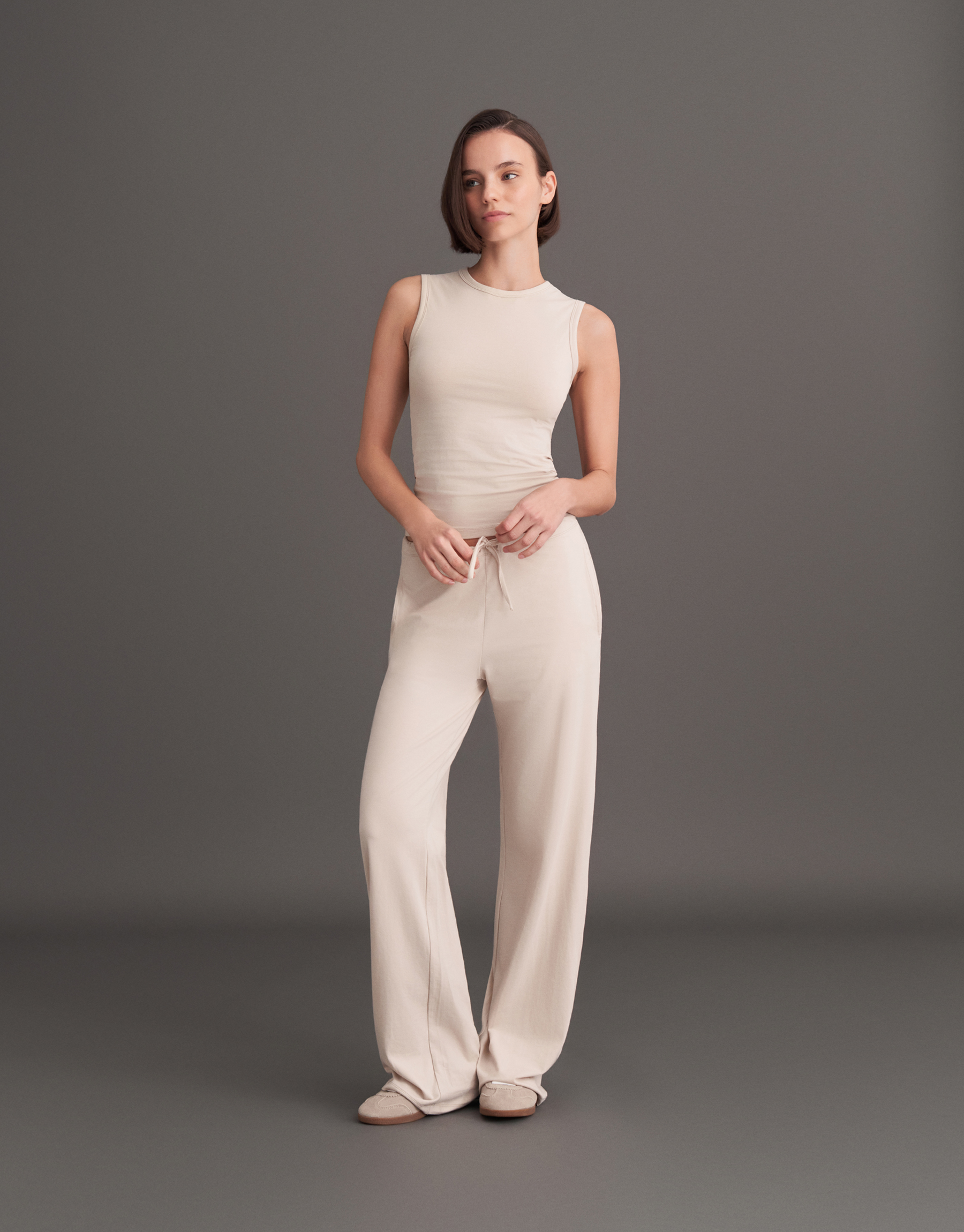 CREAM LOUNGE PANTS WITH DRAWSTRING WAIST