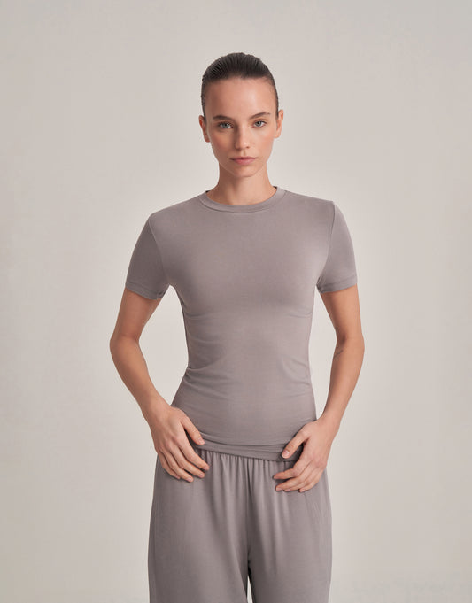 FIT KESIM KISA KOLLU T-SHIRT KÜL GRI