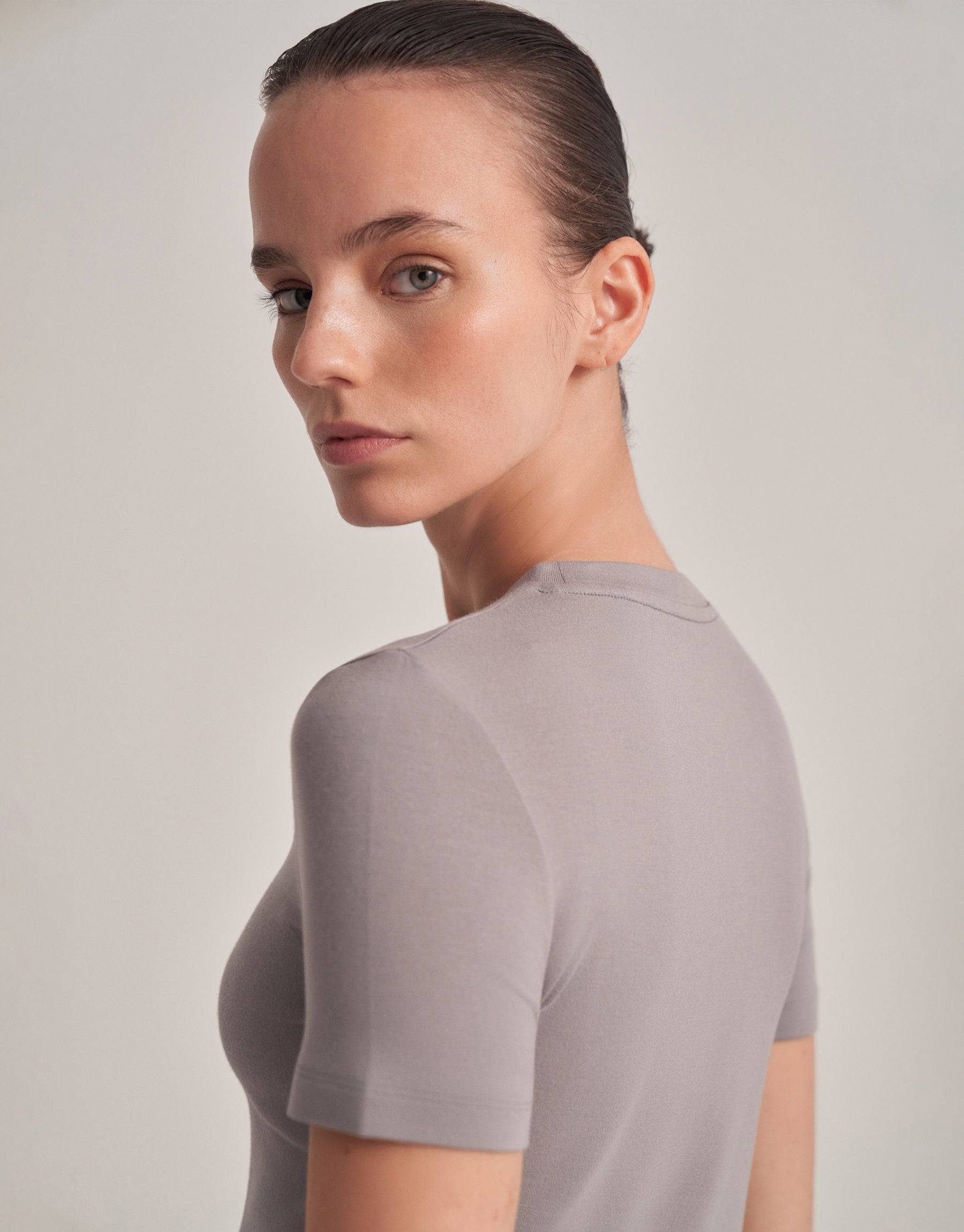 FIT SHORT-SLEEVE T-SHIRT ASH GRAY