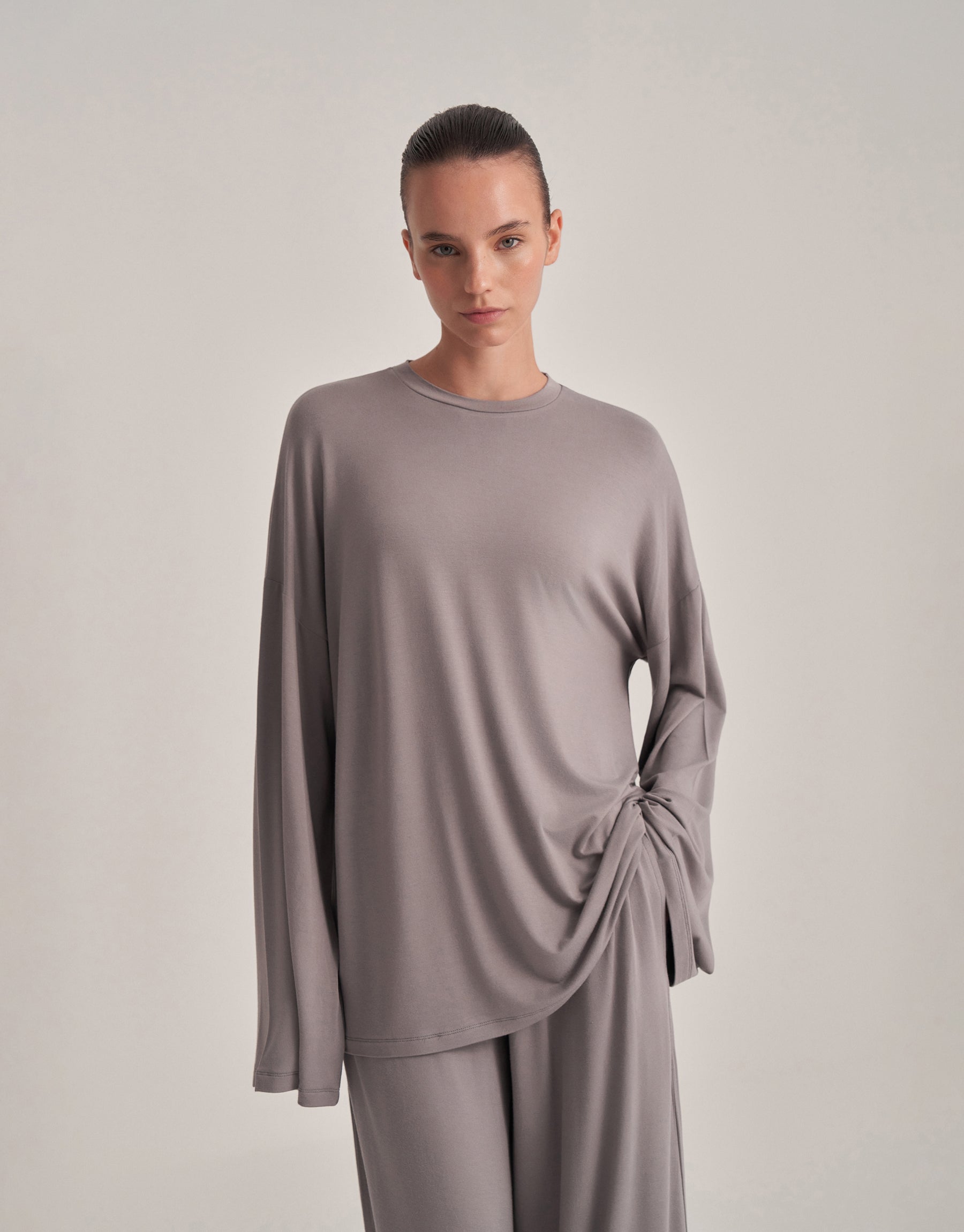 RAHAT FORMLU BLUZ KÜL GRİ