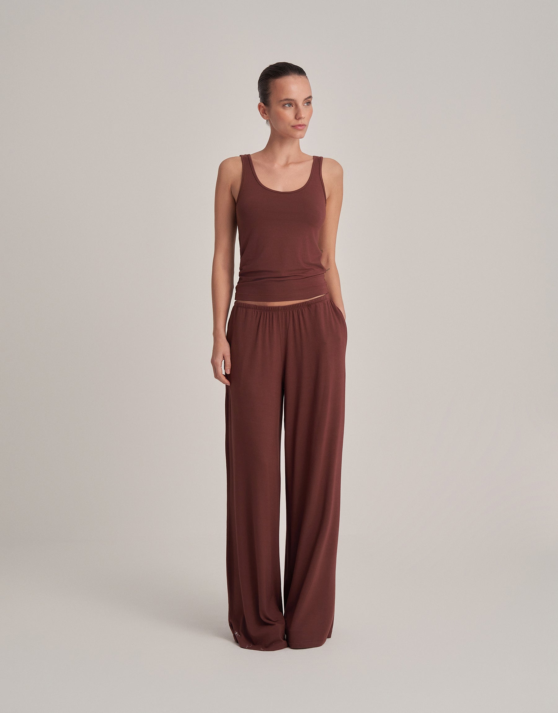 RAHAT DÖKÜMLÜ PANTOLON ÇİKOLATA KAHVE