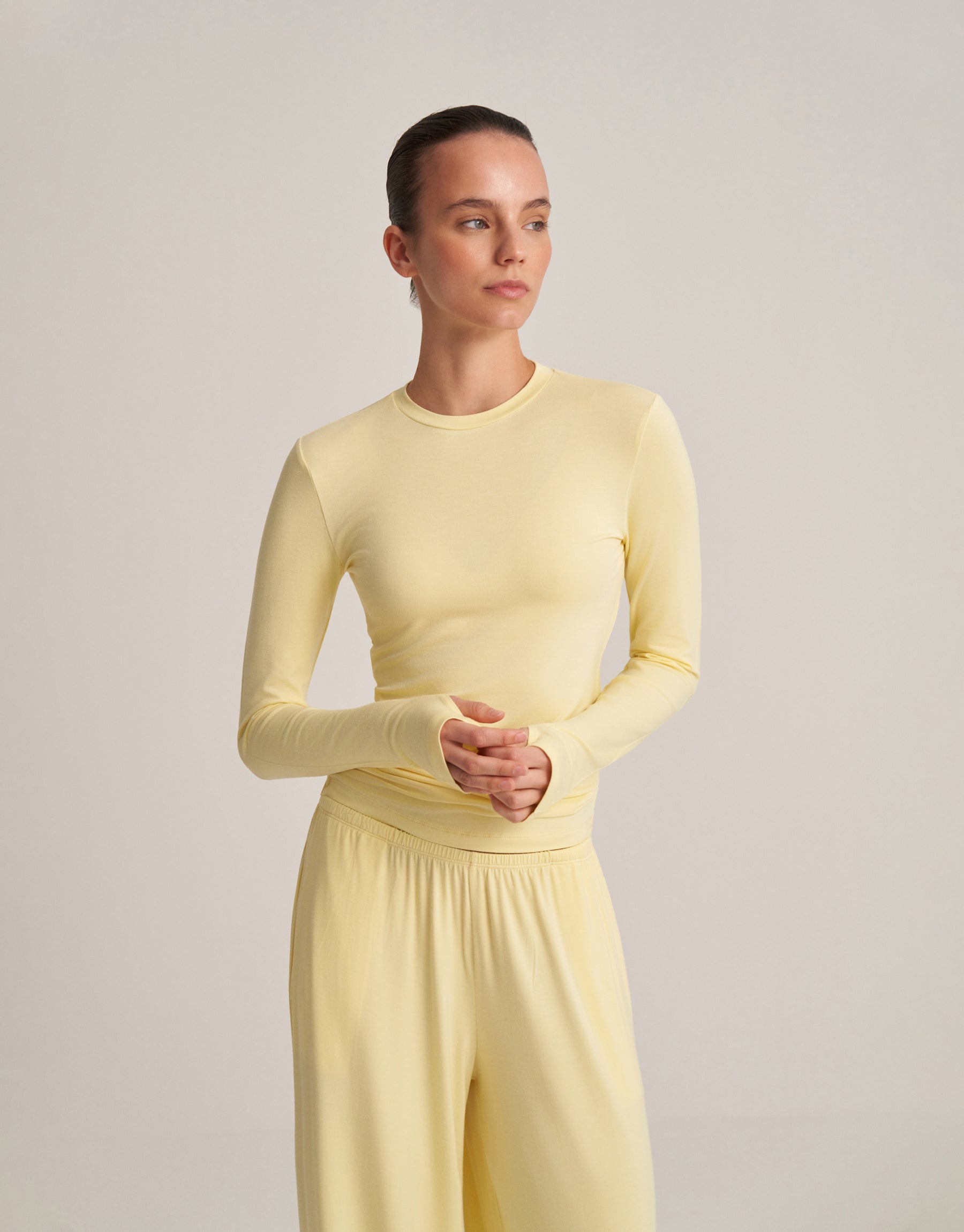 FIT FIT LONG-SLEEVE T-SHIRT BUTTER YELLOW
