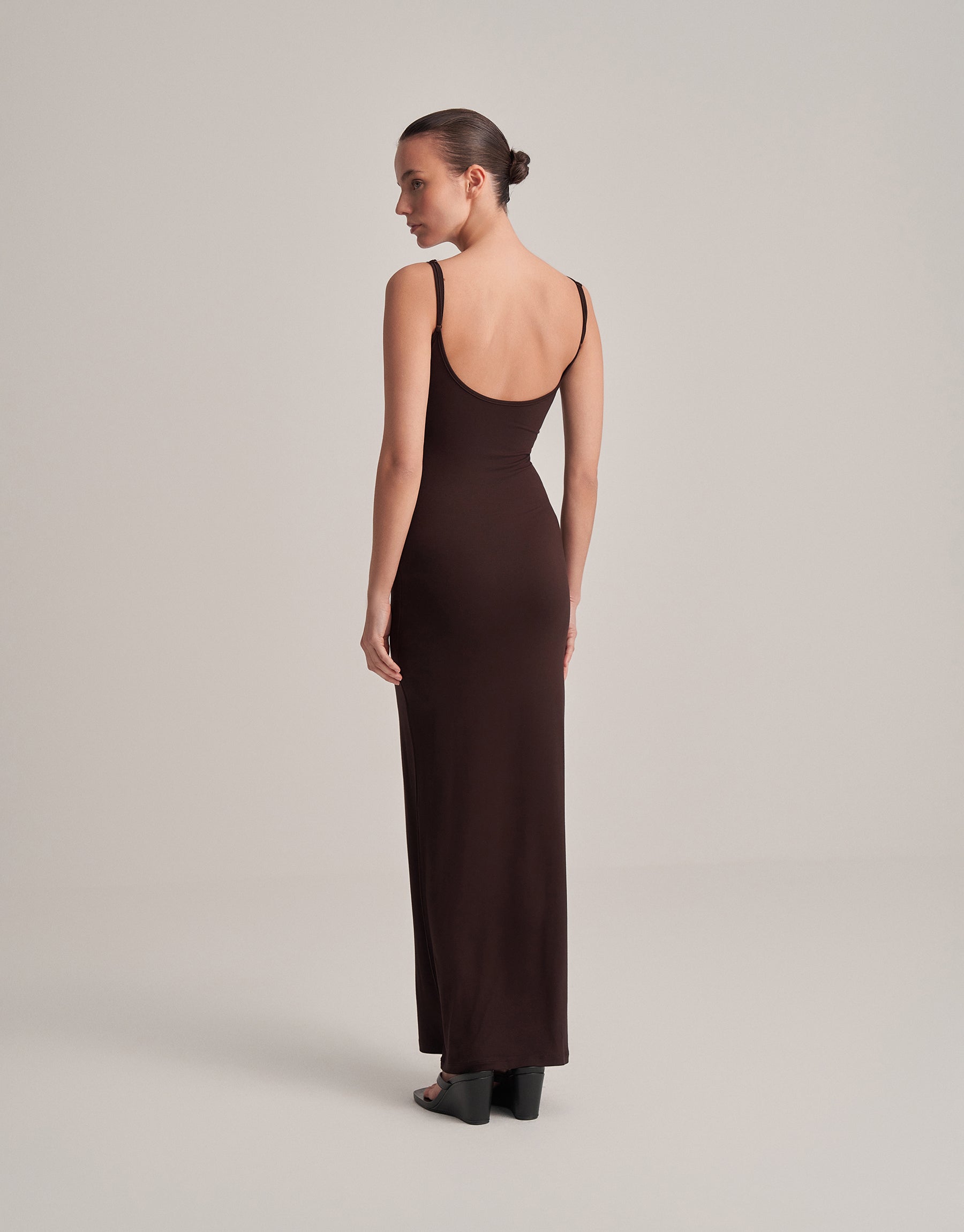BACKLESS, STRAPLESS LONG DRESS, DARK BROWN