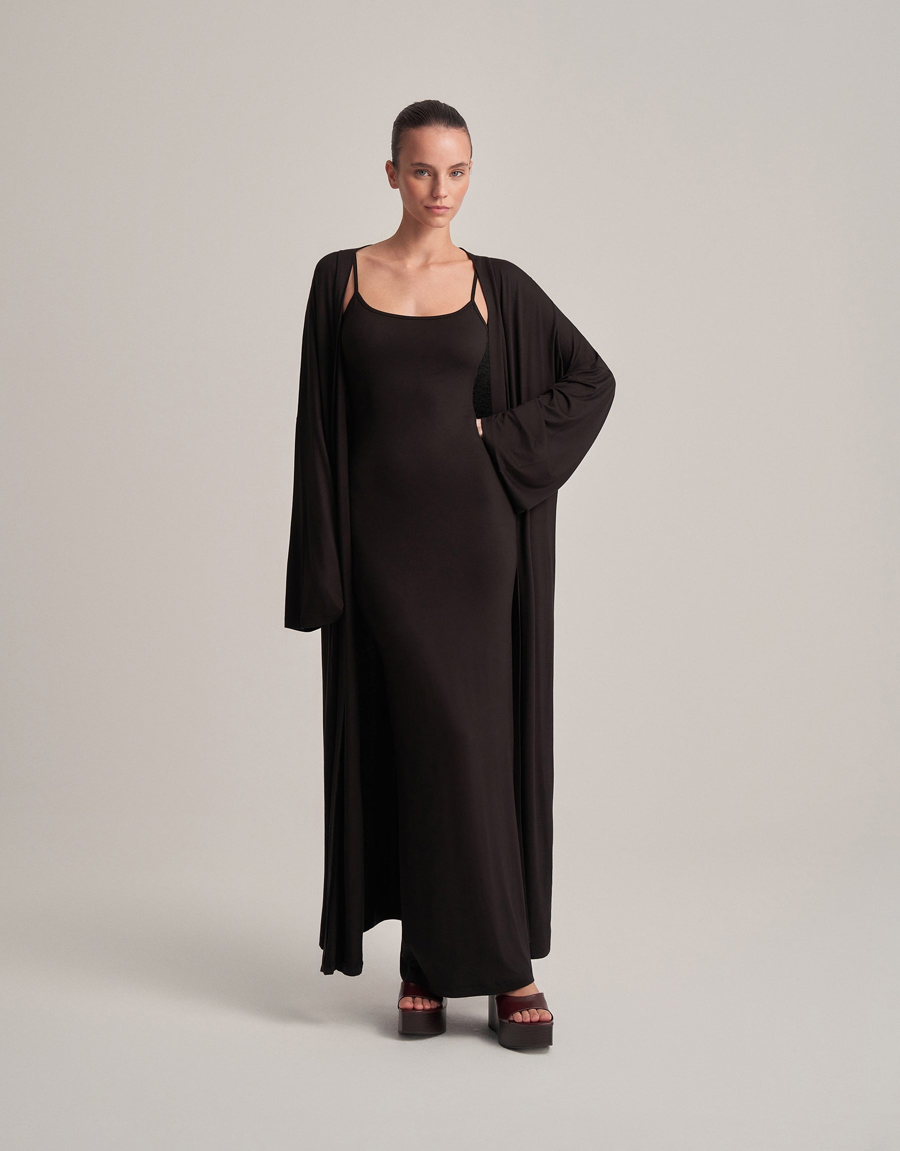 BACKLESS STRAPLESS LONG DRESS, BLACK