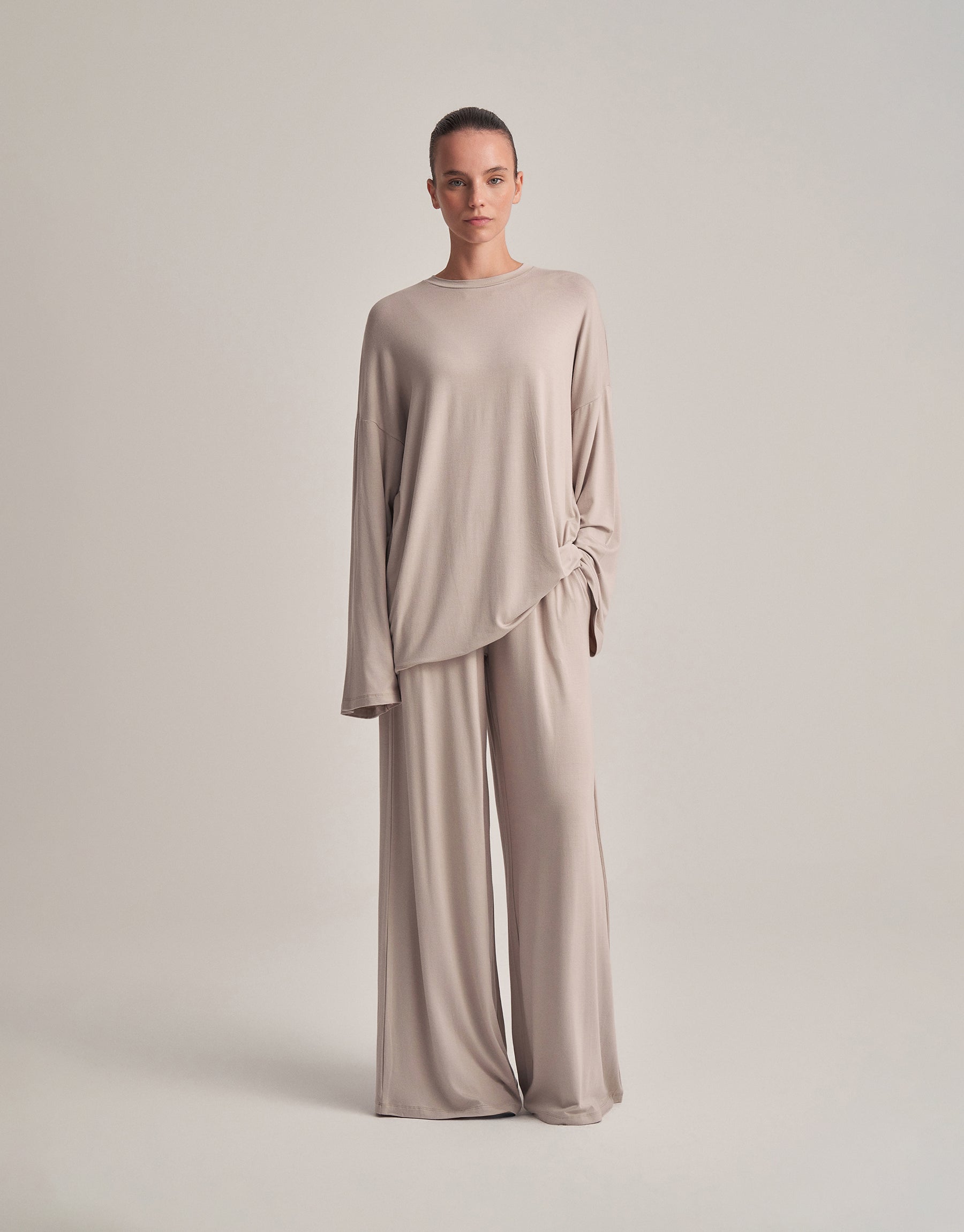 RELAXED BLOUSE WITH STONES