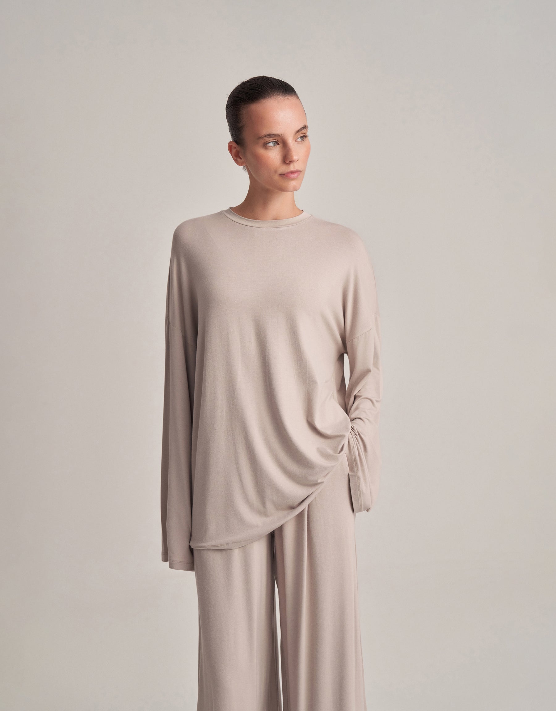 RELAXED BLOUSE WITH STONES