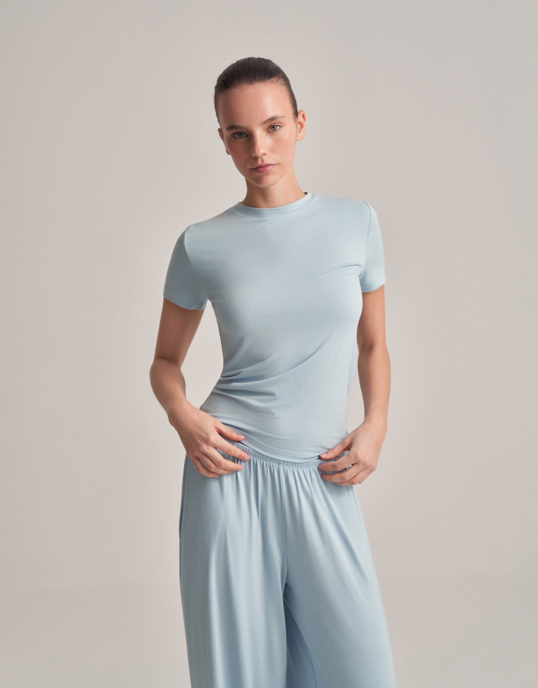 FITTED SHORT-SLEEVED T-SHIRT, BABY BLUE