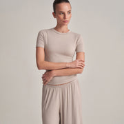 FIT KESIM KISA KOLLU T-SHIRT TAŞ